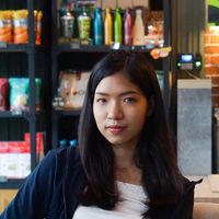 Chanyanuch  Jannin的照片