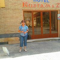 Gulnora Usmanova的照片