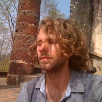 Geoffrey Erhart的照片