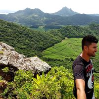 ougesh Sookrah的照片