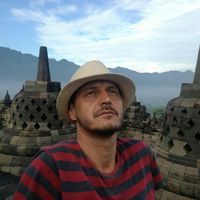 T. Hanan Scheers's Photo