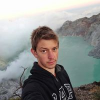 Pierre Destouches的照片