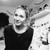 Moana Pieters's Photo