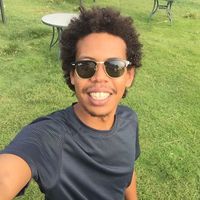 Talal Nadir的照片