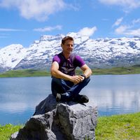 Craig Mclay的照片