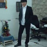 Tomohiro Che的照片