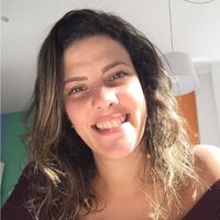 Camila De Amorim Satler的照片