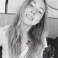 sydney brown's Photo