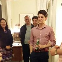 William Field-Papuga的照片