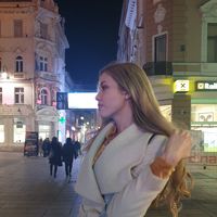 Dora Nikolić的照片