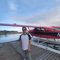 Christopher Cornelius的照片