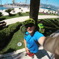 anton kochenkov的照片