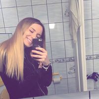 Simona Huľuková的照片