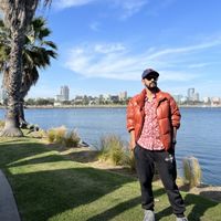 Simar Bhatia的照片