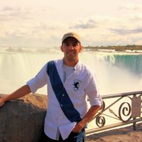 Alejandro Letona的照片