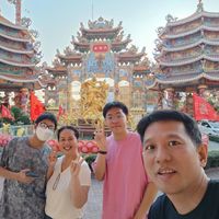 Chutipong Benjasatkul's Photo