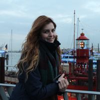 Bengisu Aktulga的照片