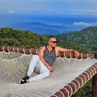 Carlos Perez Castillo的照片