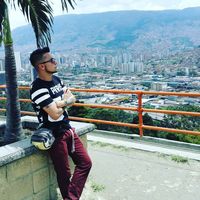 Juan Bernal的照片