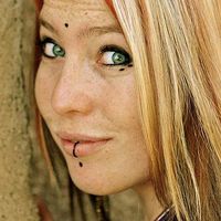 Victoria DUFLOS's Photo