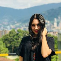 laura munera的照片