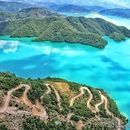 Day tour and picnic to Bovilla Lake's picture