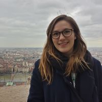 Gabrielle Klees-Themens的照片