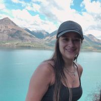 Daniela Felipe's Photo