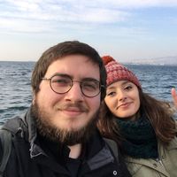 Cem Selçuk的照片