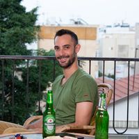 Asaf Ravona的照片