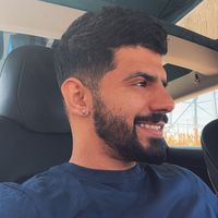 Adam Farhani的照片