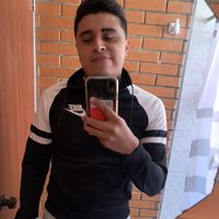 Saul  Hernandez's Photo