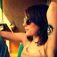 Kriszta Ádány的照片