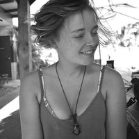 Lara Dekker的照片