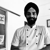 Gundip Saluja's Photo