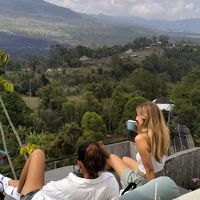 Mel Pangaribuan's Photo