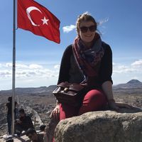 Flóra Karácsony's Photo