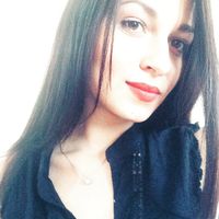 Victoria Banah的照片