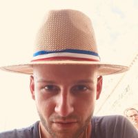 Nikoloz Nadirashvili的照片