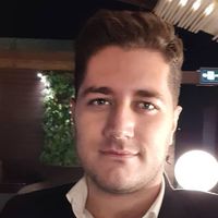 Komeil Mohseni的照片