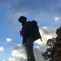 James Mariano的照片