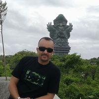 Khaled Abdelaziz的照片