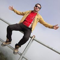 pouya Karimi的照片