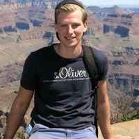 James Murray的照片