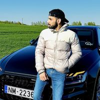 Mustafa Choudhary的照片