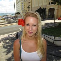 Rebecca Logan的照片