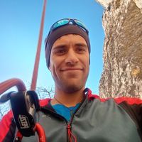 Robert Firozpoor的照片