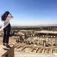 ZHONG AILING的照片