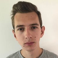 Szymon Jończyk的照片