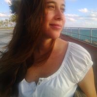 Isabel  Arce的照片